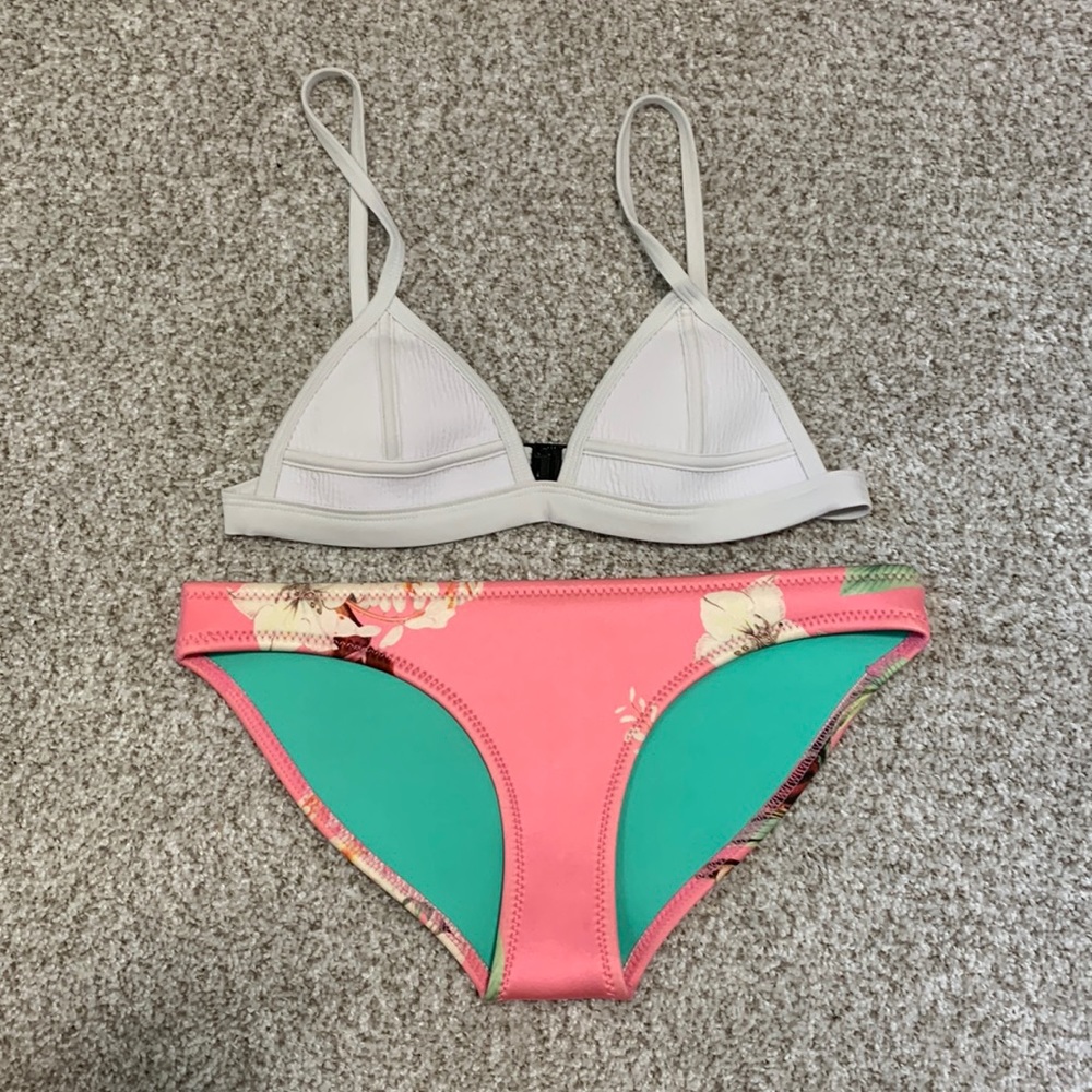 Triangl Swimwear XS